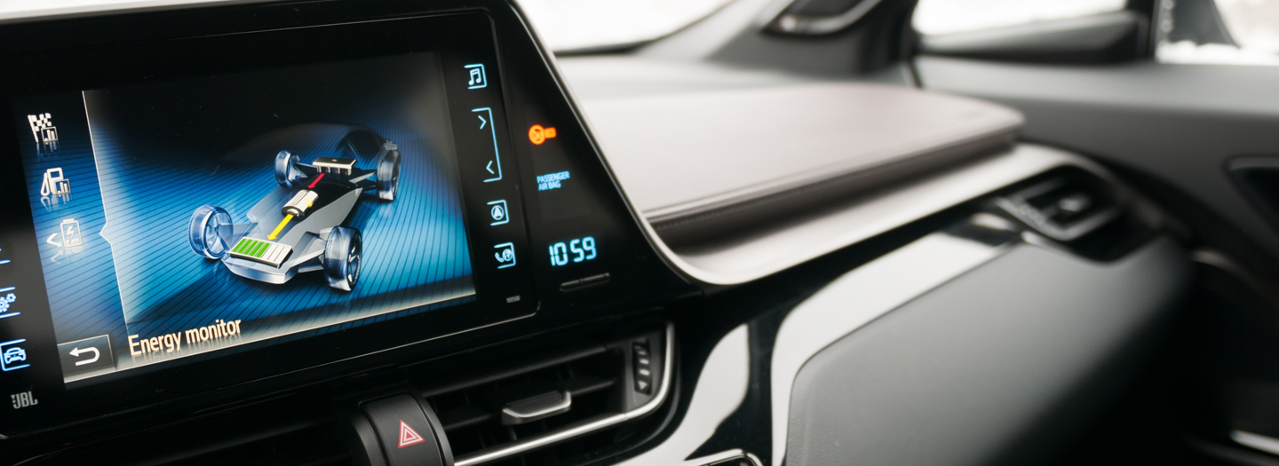 Automobile - Assemblage garnitures intérieure