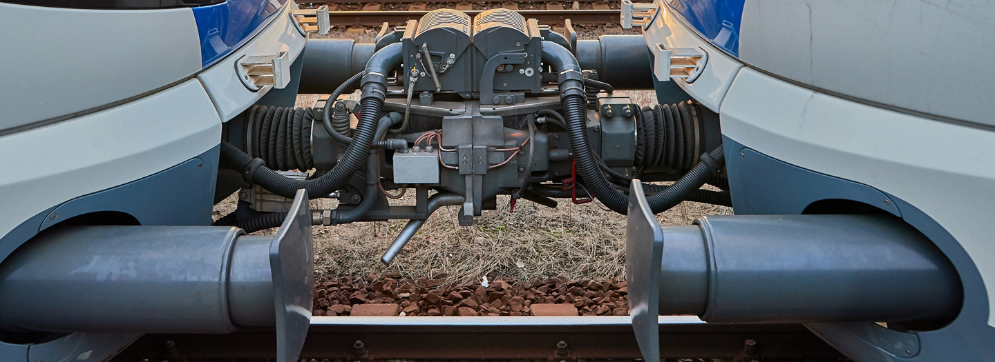 Railway - Couplings mechanism